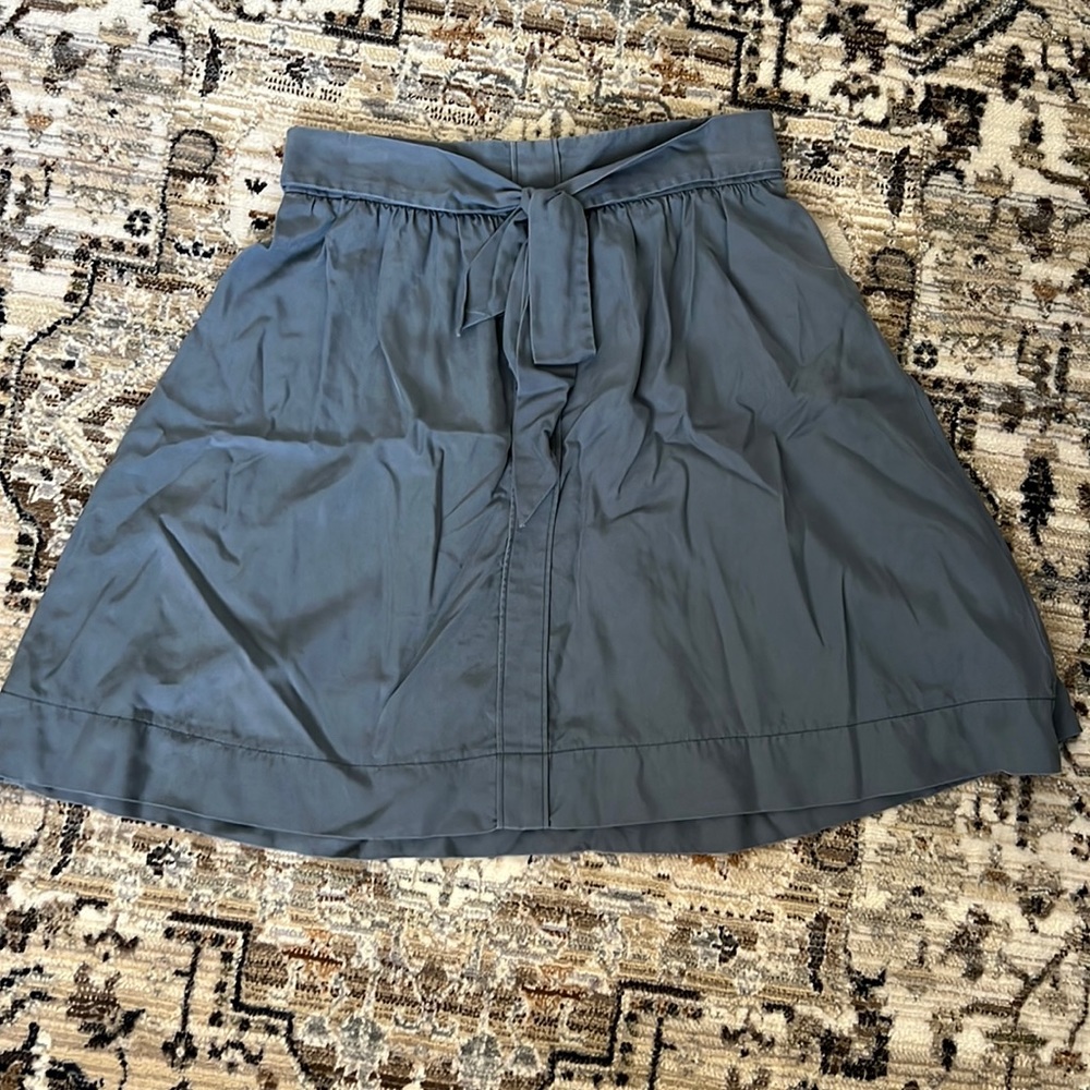 Loft Outlet Blue Flowy Skirt with Front Tie, Size XS